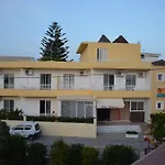 Aparthotel Memories 2*