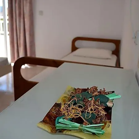 Memories Aparthotel 2*
