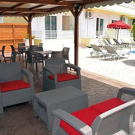 Memories Aparthotel 2*