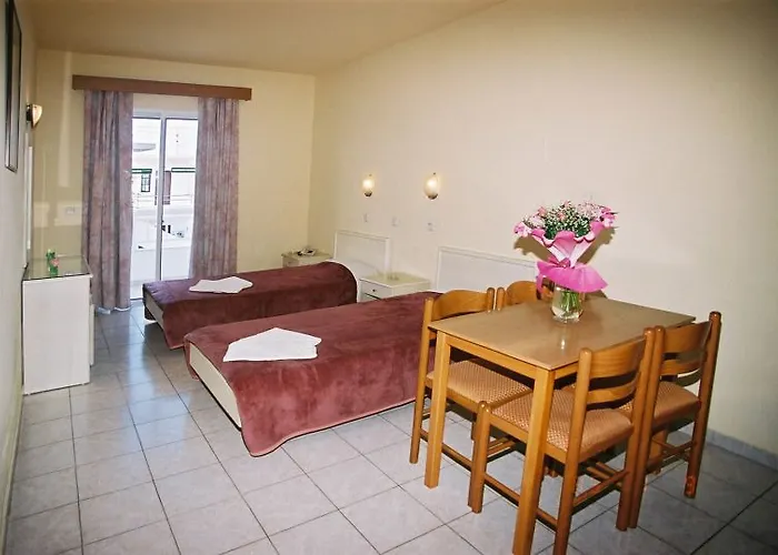 Hotel apartamentowy Memories 2*