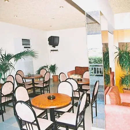 Memories Aparthotel 2*